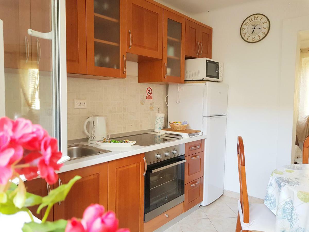 Apartman Perina 트로기르 외부 사진
